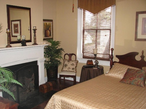 Olde Town Inn image 8